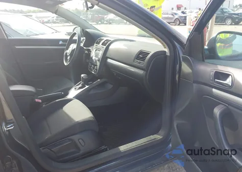 2010 Volkswagen Jetta S из США, поврежденный, VIN 3VWJX7AJ8AM001845